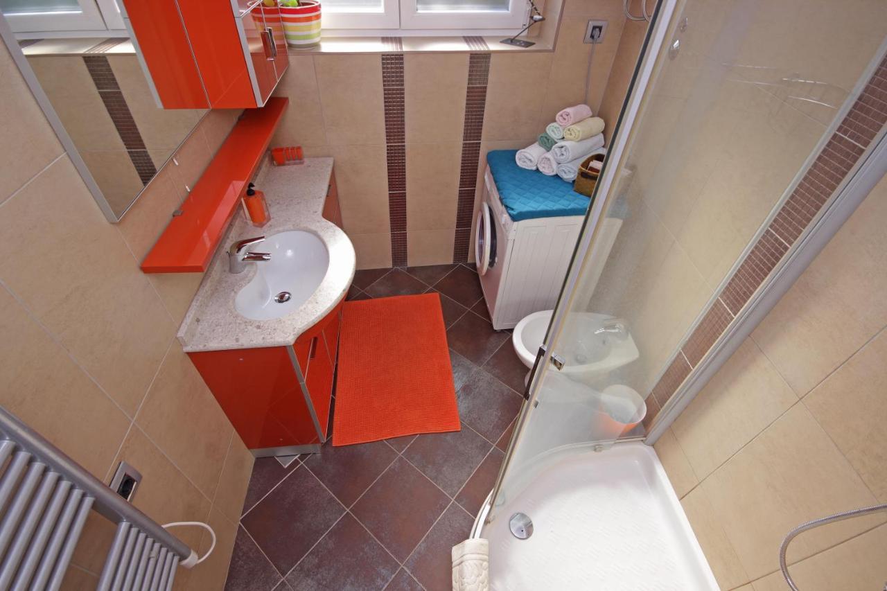 Apartment Bizjak Pula Exteriör bild
